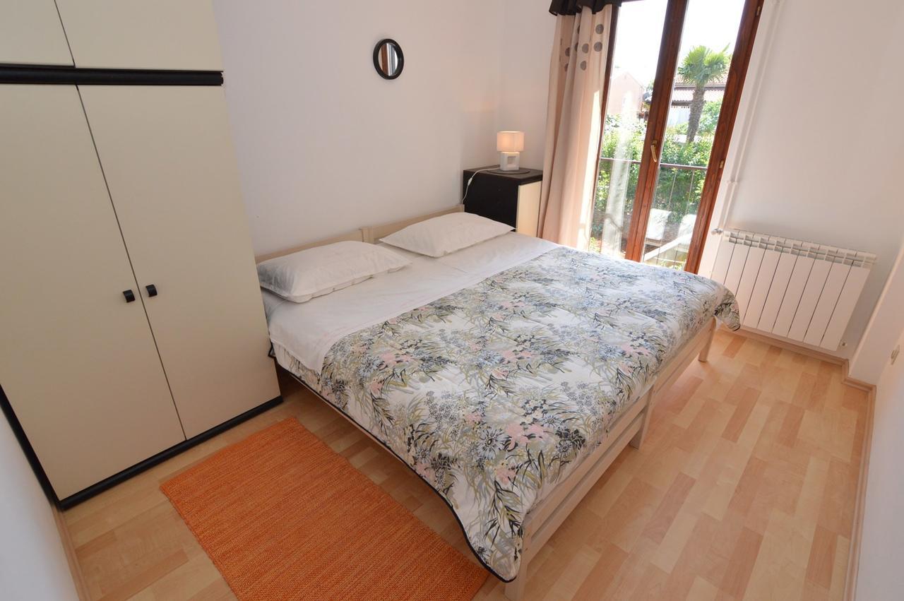 Apartments Mariza Πόρετς Εξωτερικό φωτογραφία