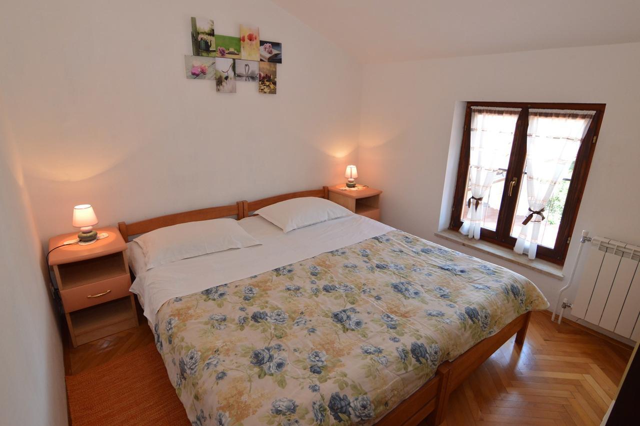 Apartments Mariza Πόρετς Εξωτερικό φωτογραφία