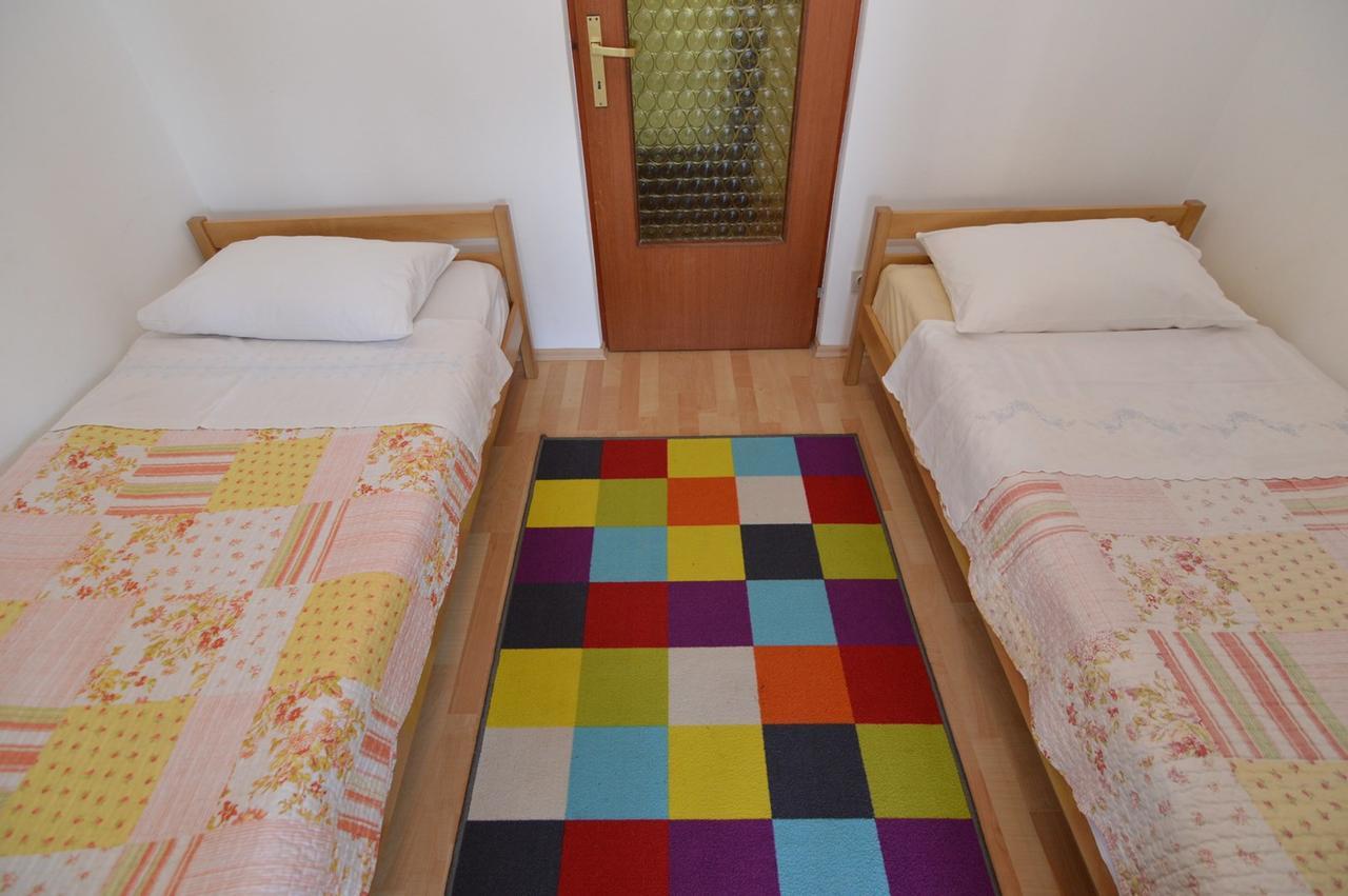 Apartments Mariza Πόρετς Εξωτερικό φωτογραφία